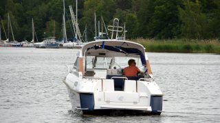 Uttern C66 med Mercruiser motor