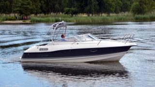 Uttern D68 Exclusive Seacastle