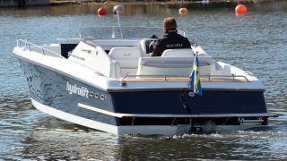 Hydrolift F-26 med gott om plats