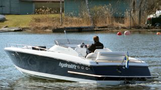 Hydrolift F-26 Seacastle