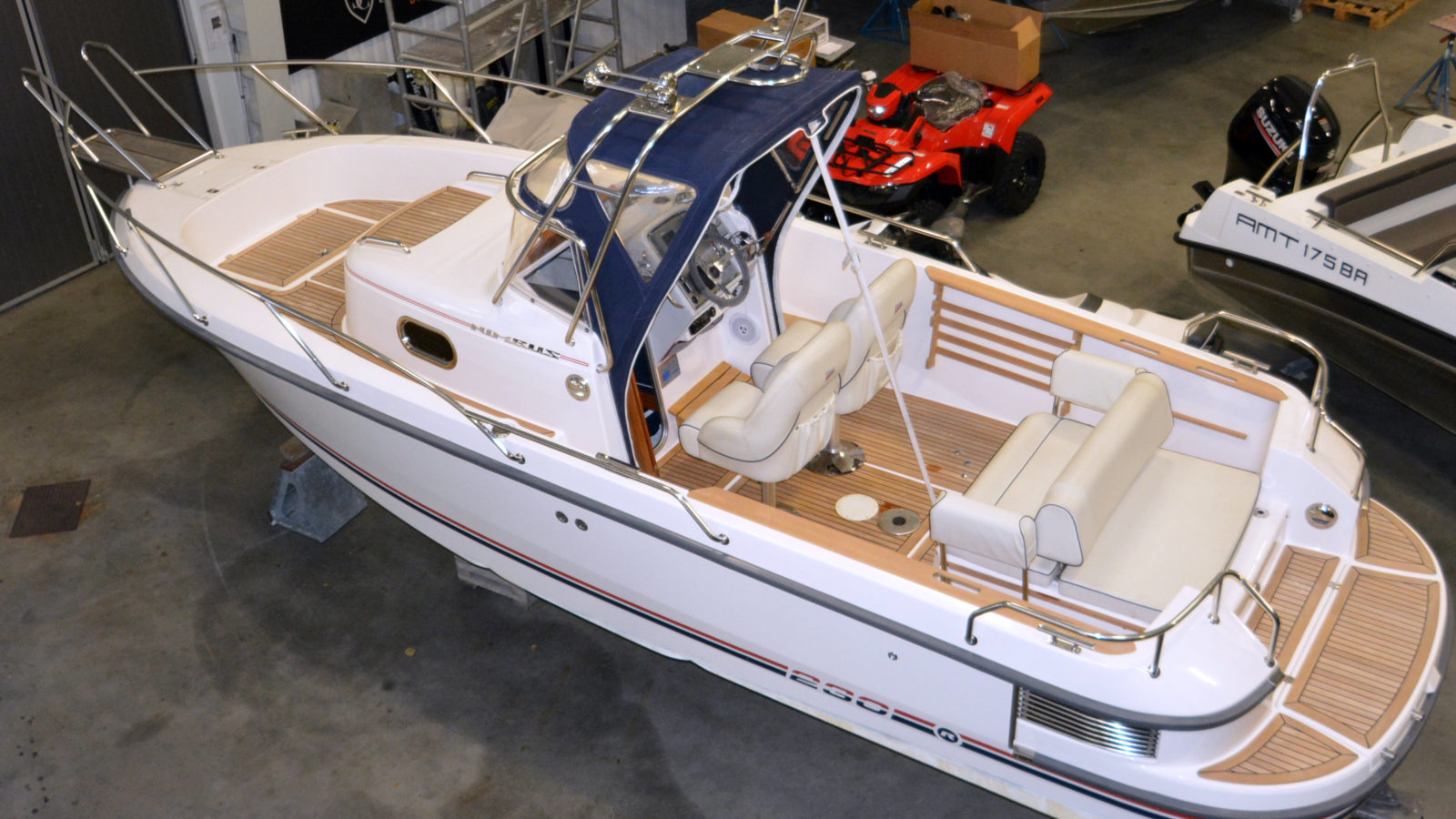 Nimbus 230 R | Seacastle