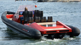 Carbotech 38 sedd från sidan