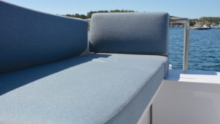 HOC 33 P Explorer soffa