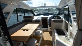 Bavaria 360 Sport Coupé interiör