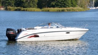 AMT 230 DC bild från sidan i sjön