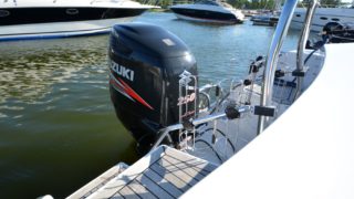 AMT 230 DC Suzuki motor i aktern