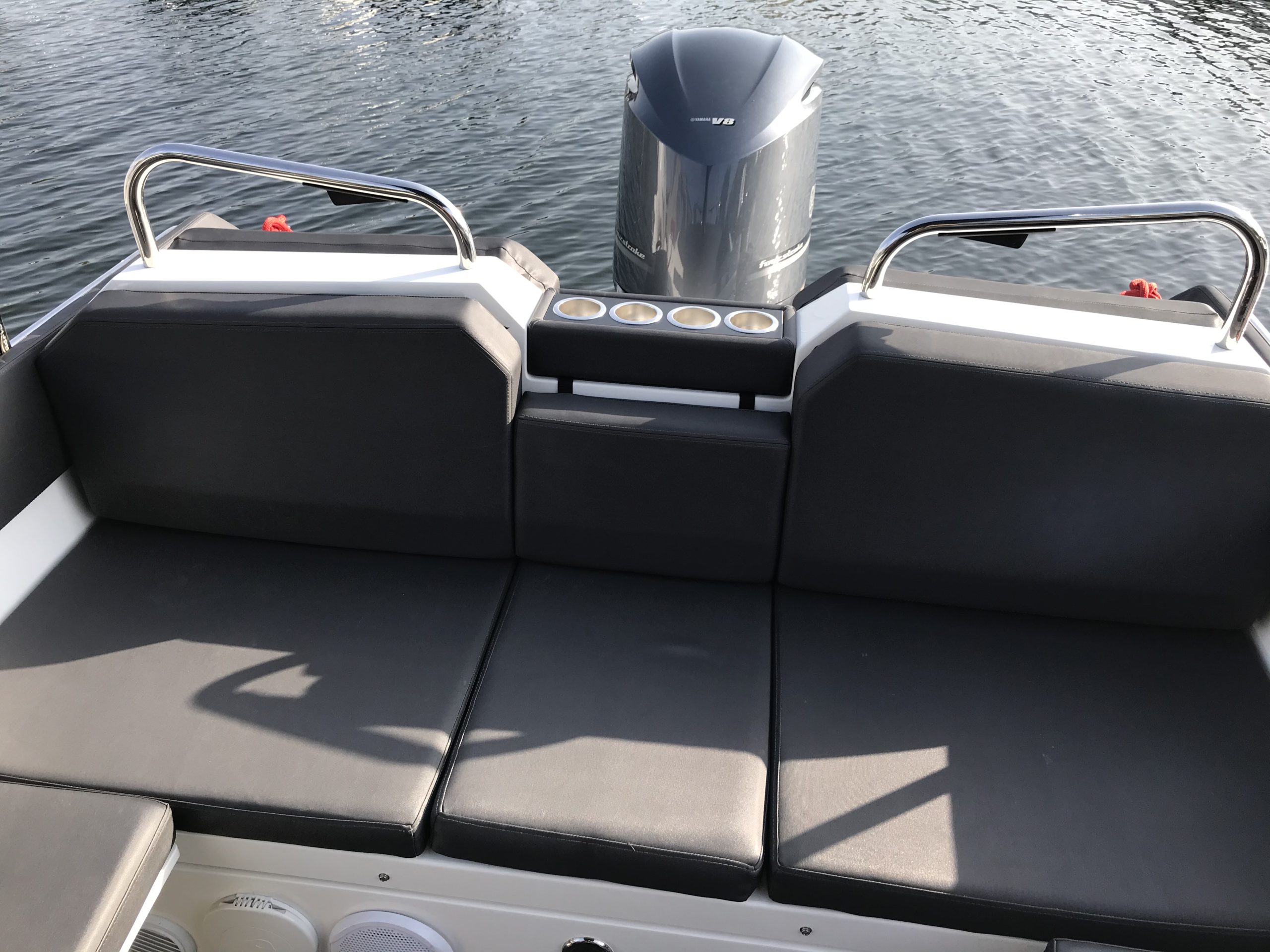 Agapi 950 | Seacastle
